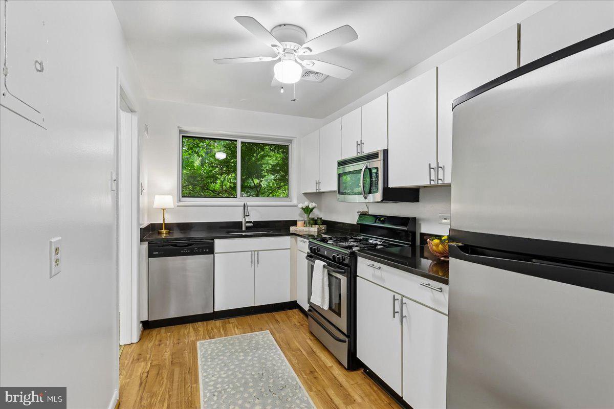 PARKSIDE CONDOMINIUMS - Residential