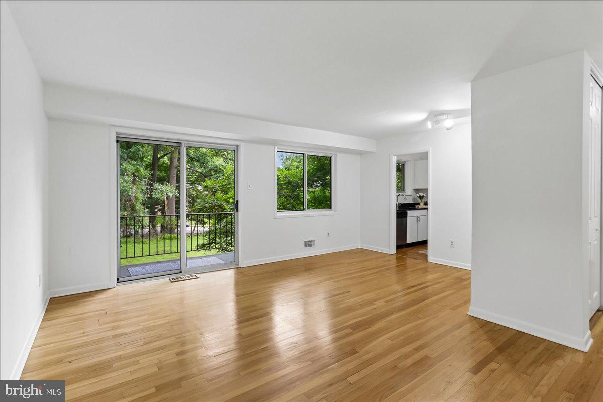 PARKSIDE CONDOMINIUMS - Residential