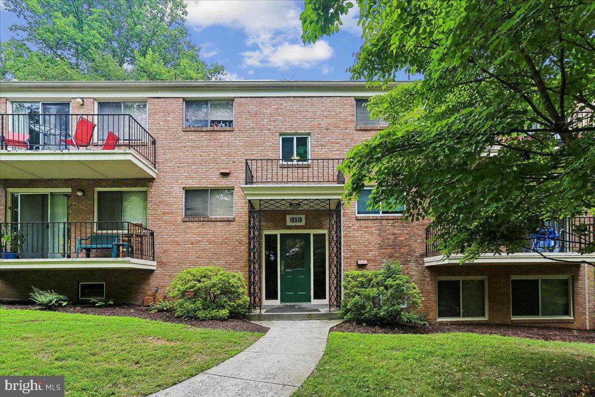 PARKSIDE CONDOMINIUMS - Residential