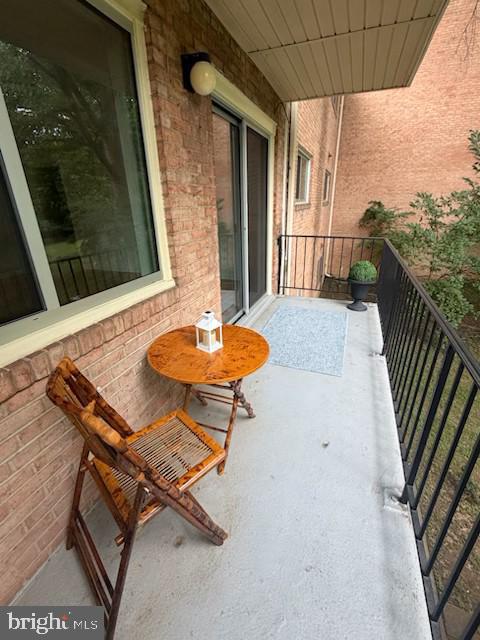 PARKSIDE CONDOMINIUMS - Residential