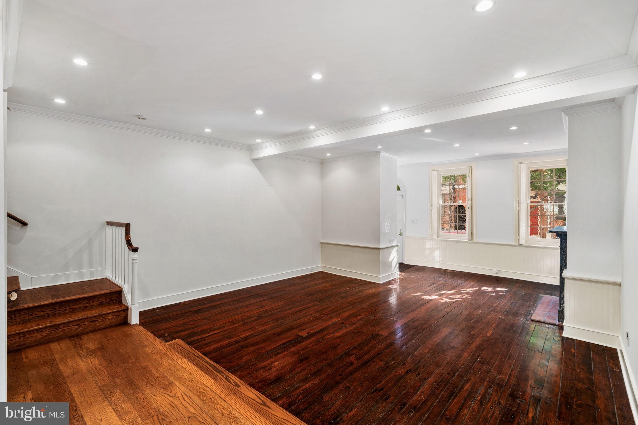 SOCIETY HILL - Residential