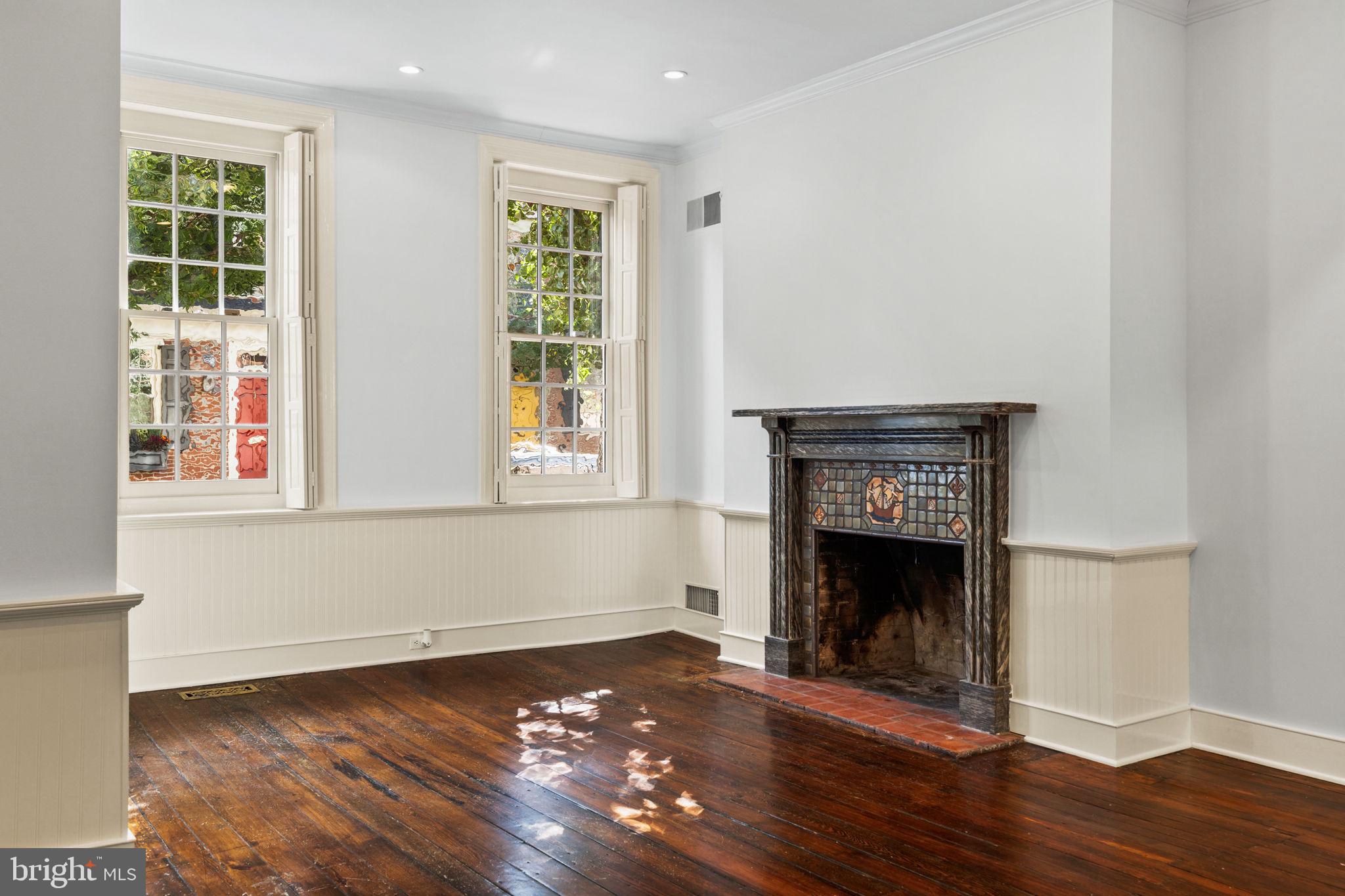 SOCIETY HILL - Residential
