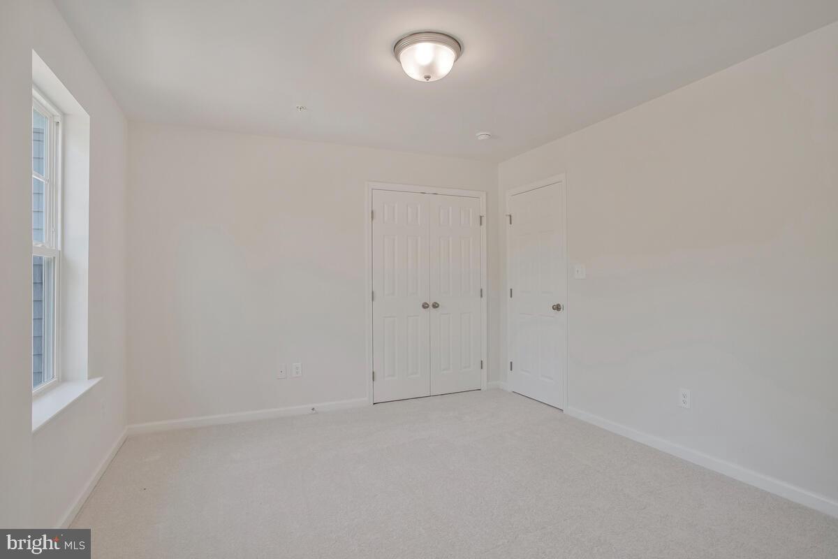 COLUMBIA BEACH - Residential
