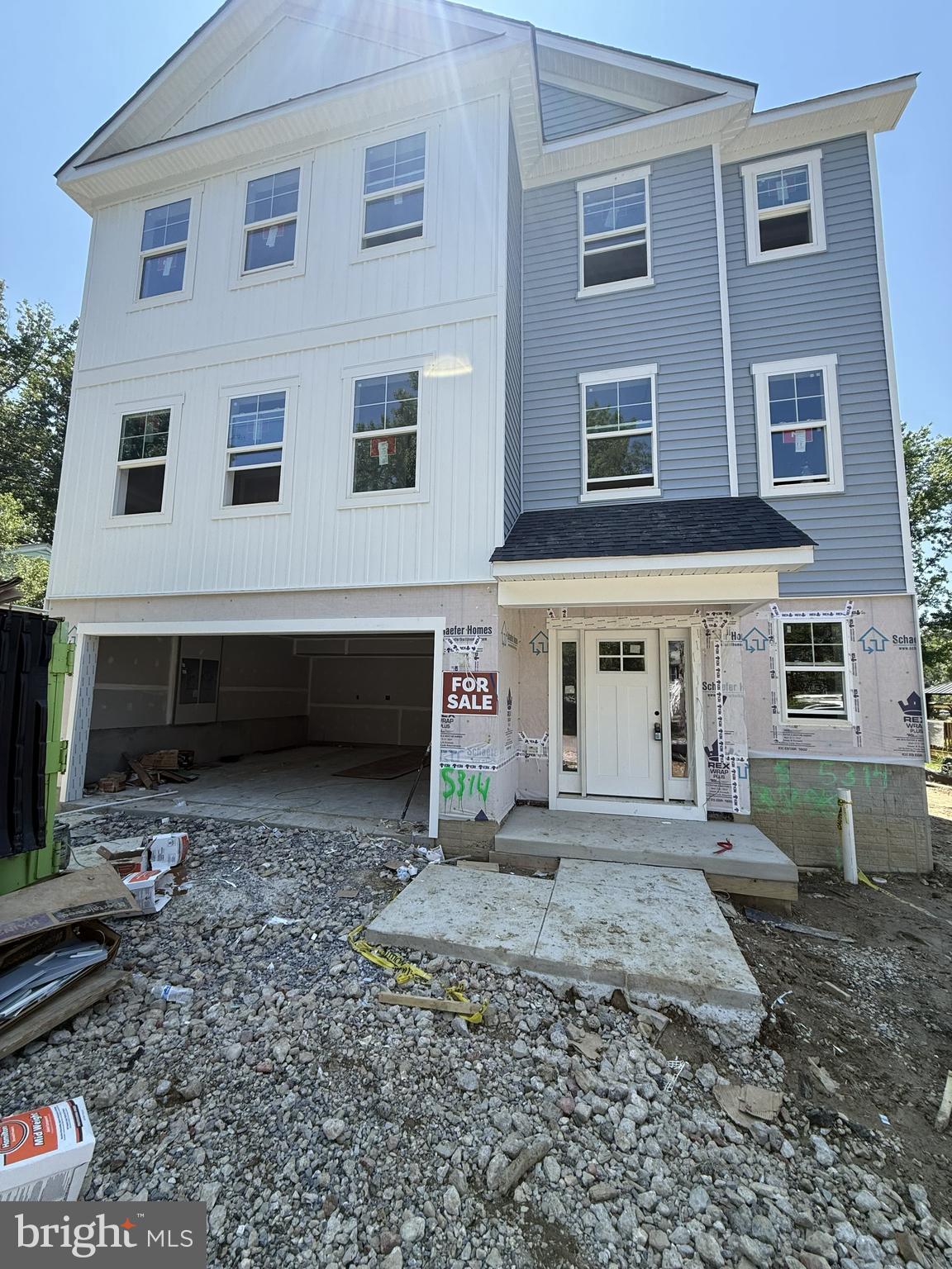 COLUMBIA BEACH - Residential