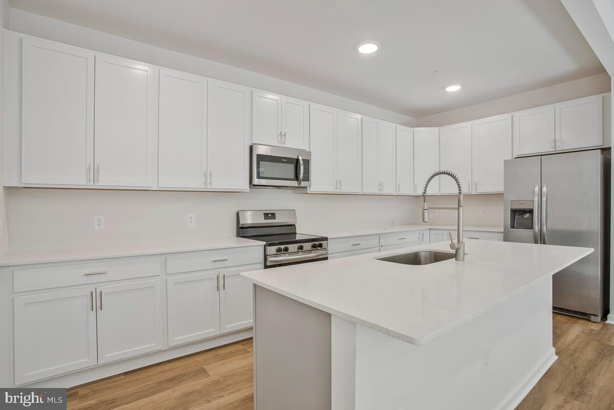 COLUMBIA BEACH - Residential