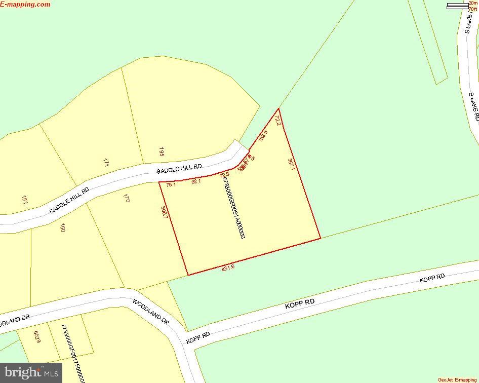 THE WOODLANDS - Land