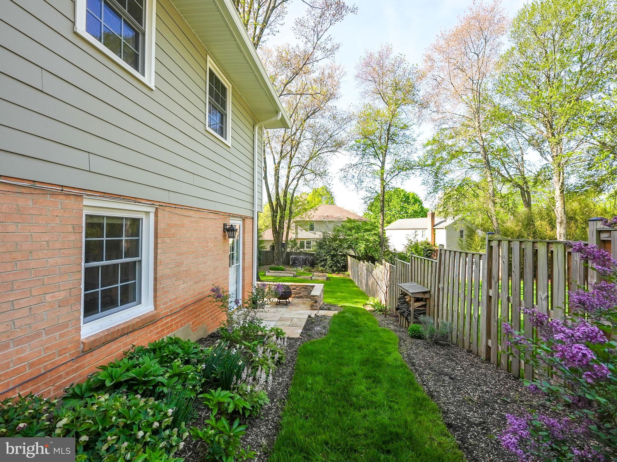 TYSONS VALLEY - Residential