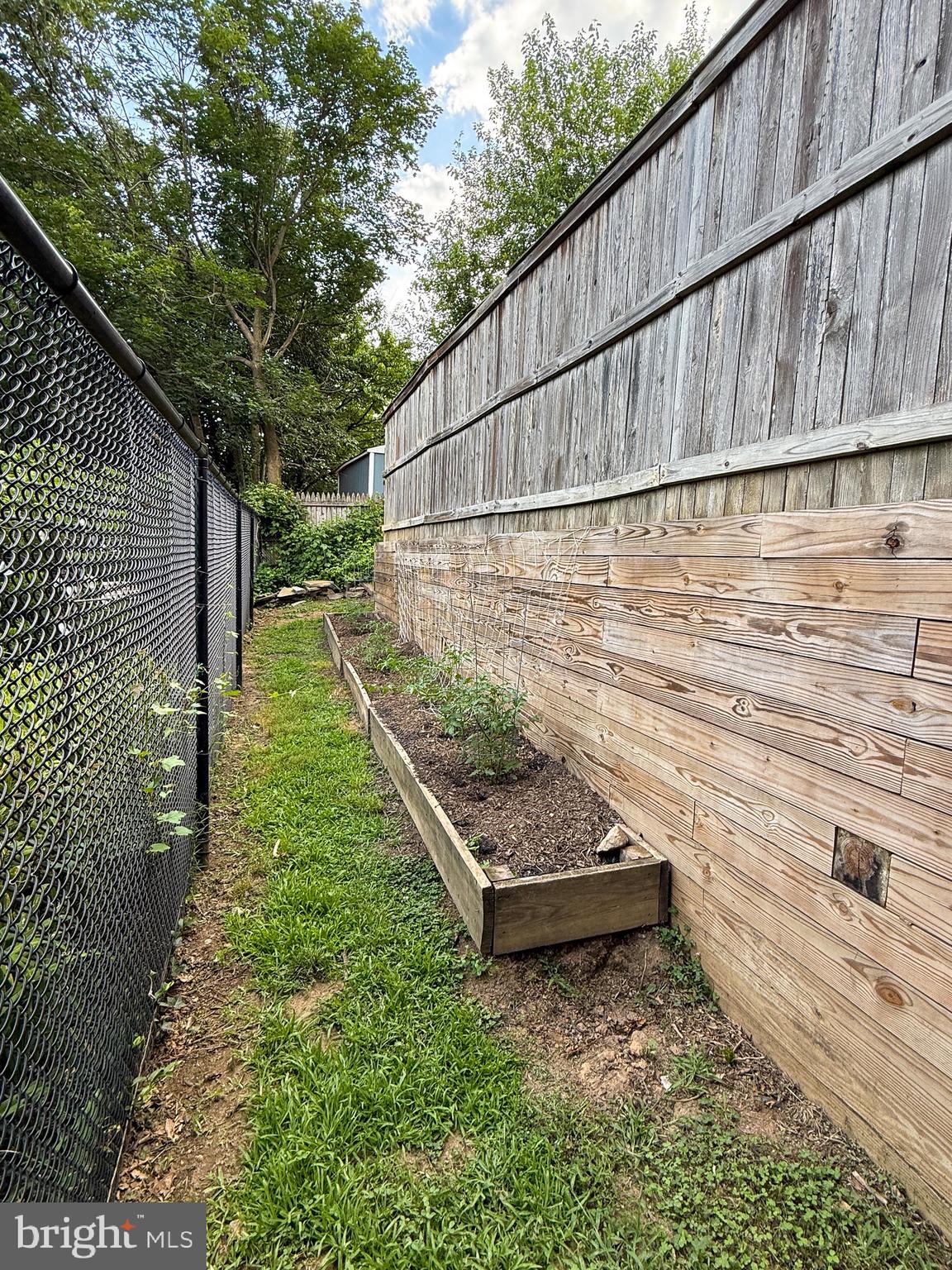 NORTHWOOD VILLAGE - Residential