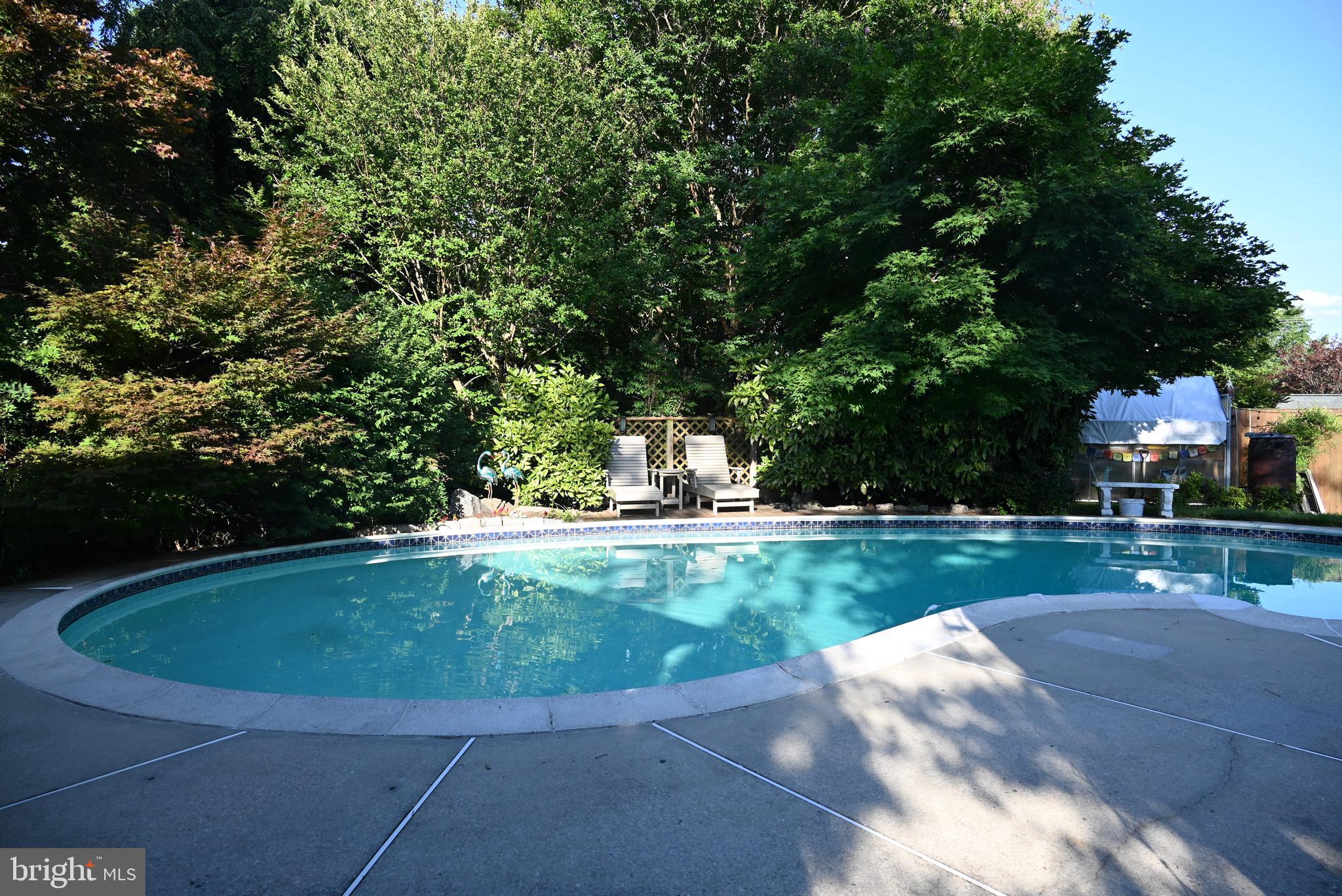 NORTHWOOD VILLAGE - Residential