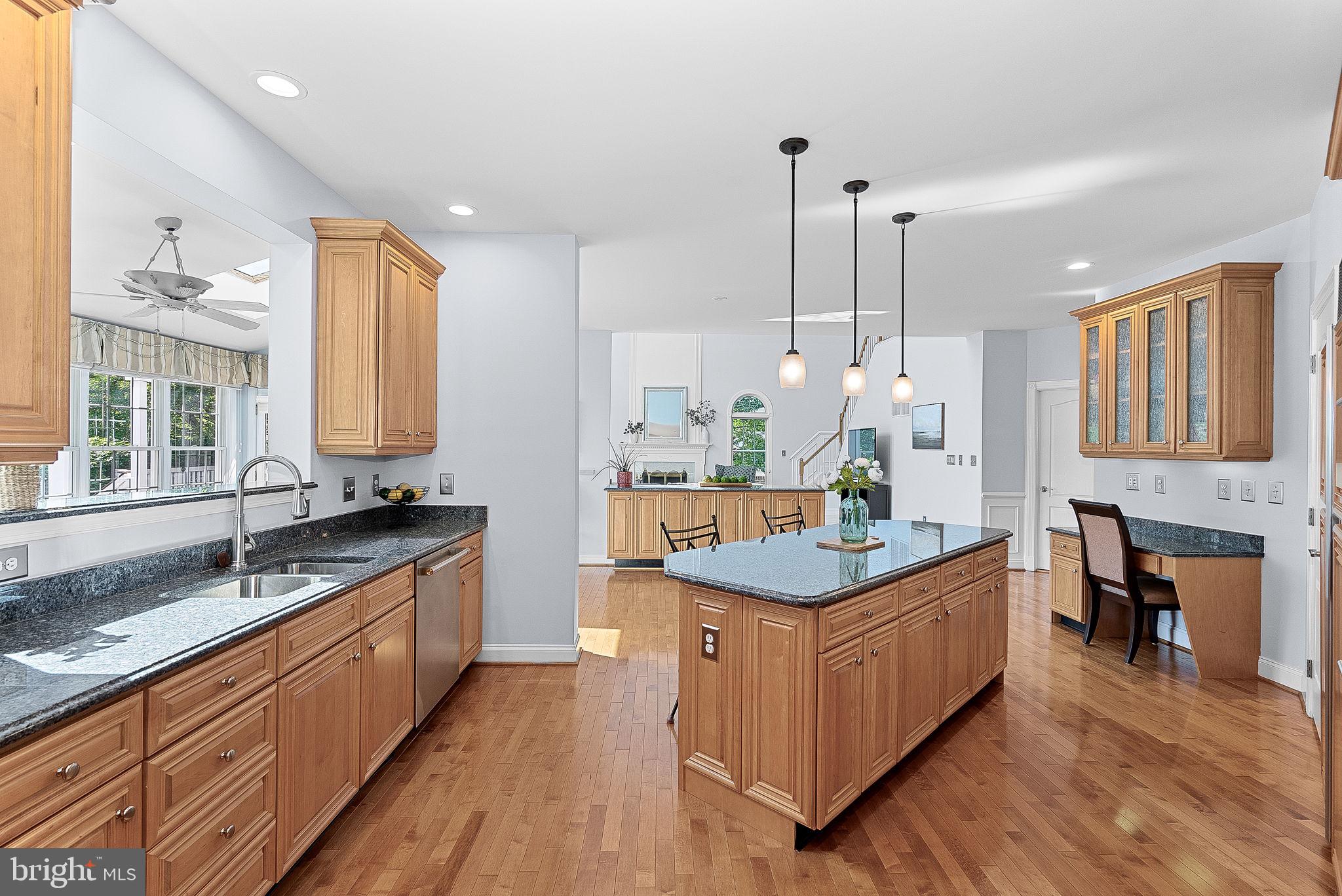 BELMONT COUNTRY CLUB - Residential