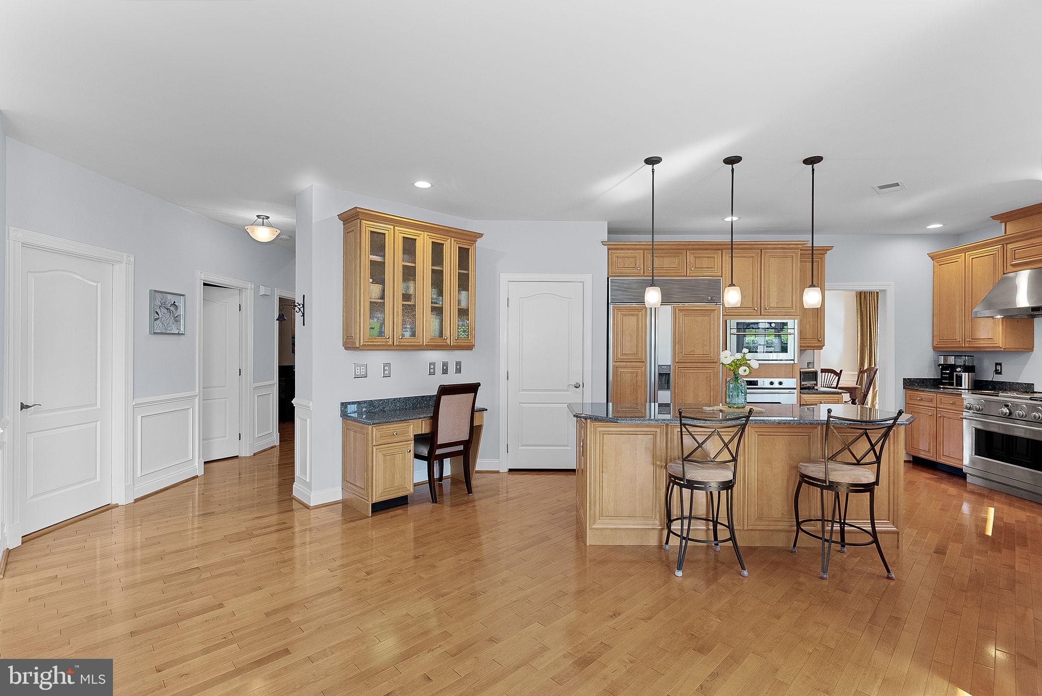 BELMONT COUNTRY CLUB - Residential