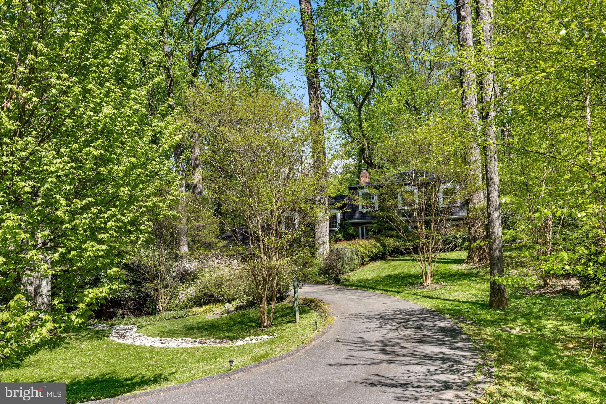 Congratulations to the Seller and Buyers!  

Thanks to the agent and all that showed this home.