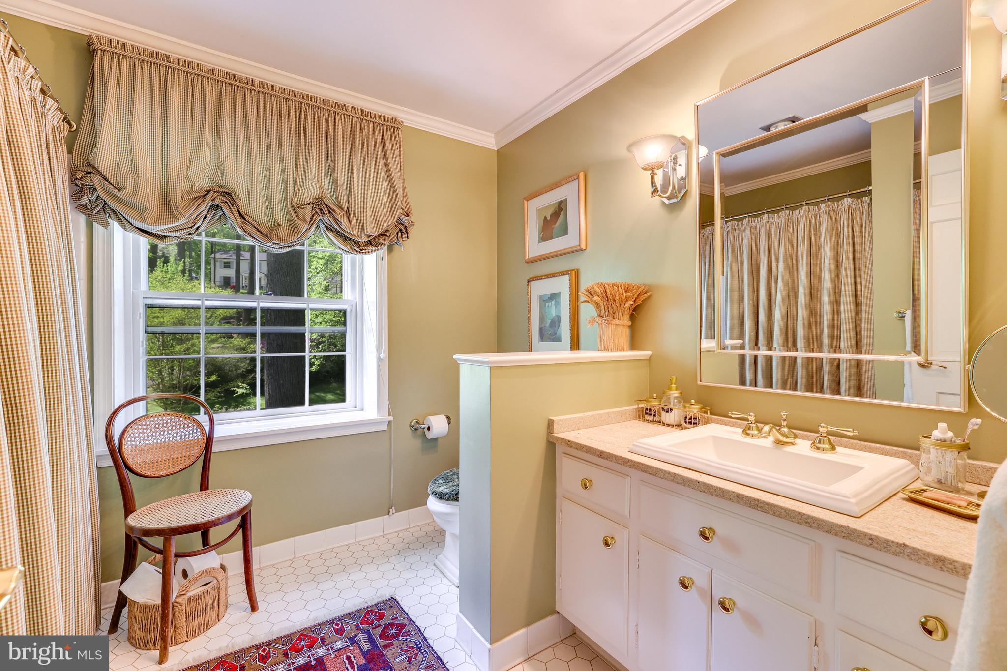 RIVER OAKS - Residential