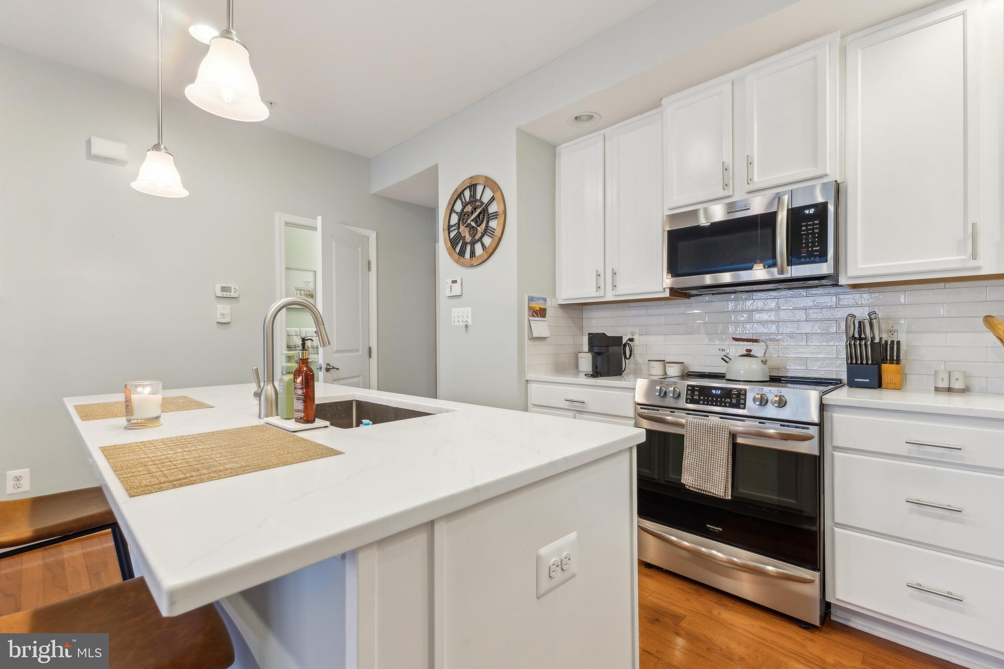 SOMERSET CONDO - Residential