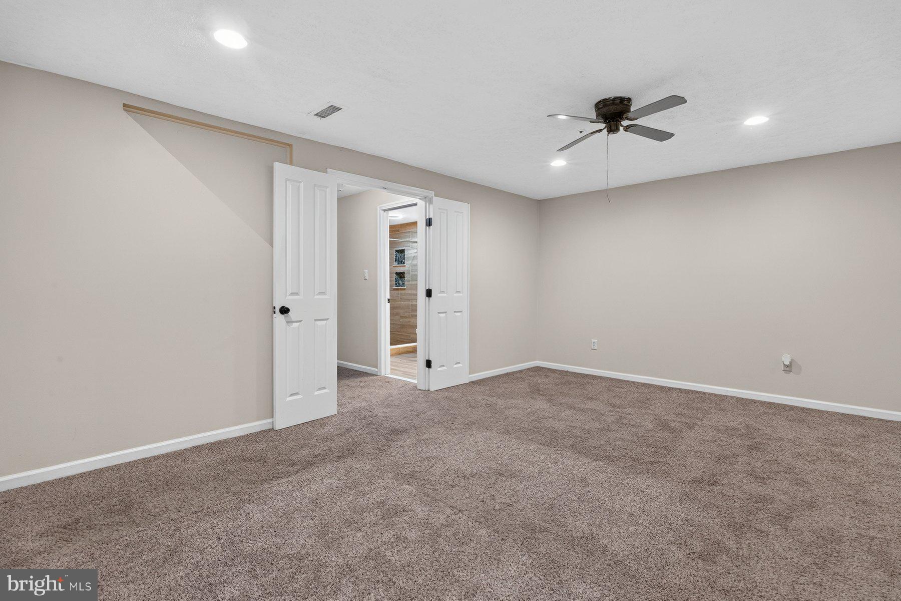 DIAMOND HILLS - Residential