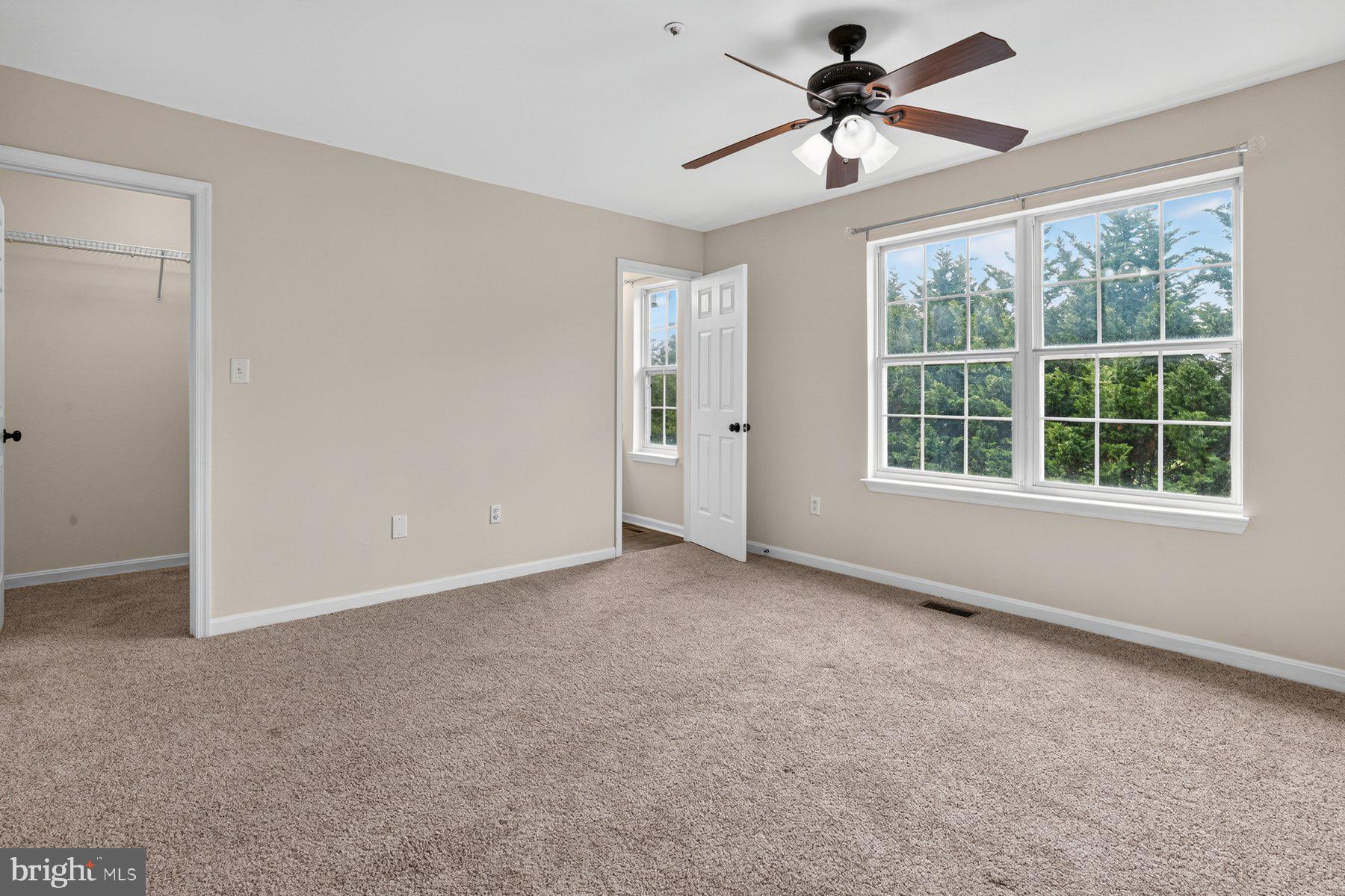 DIAMOND HILLS - Residential