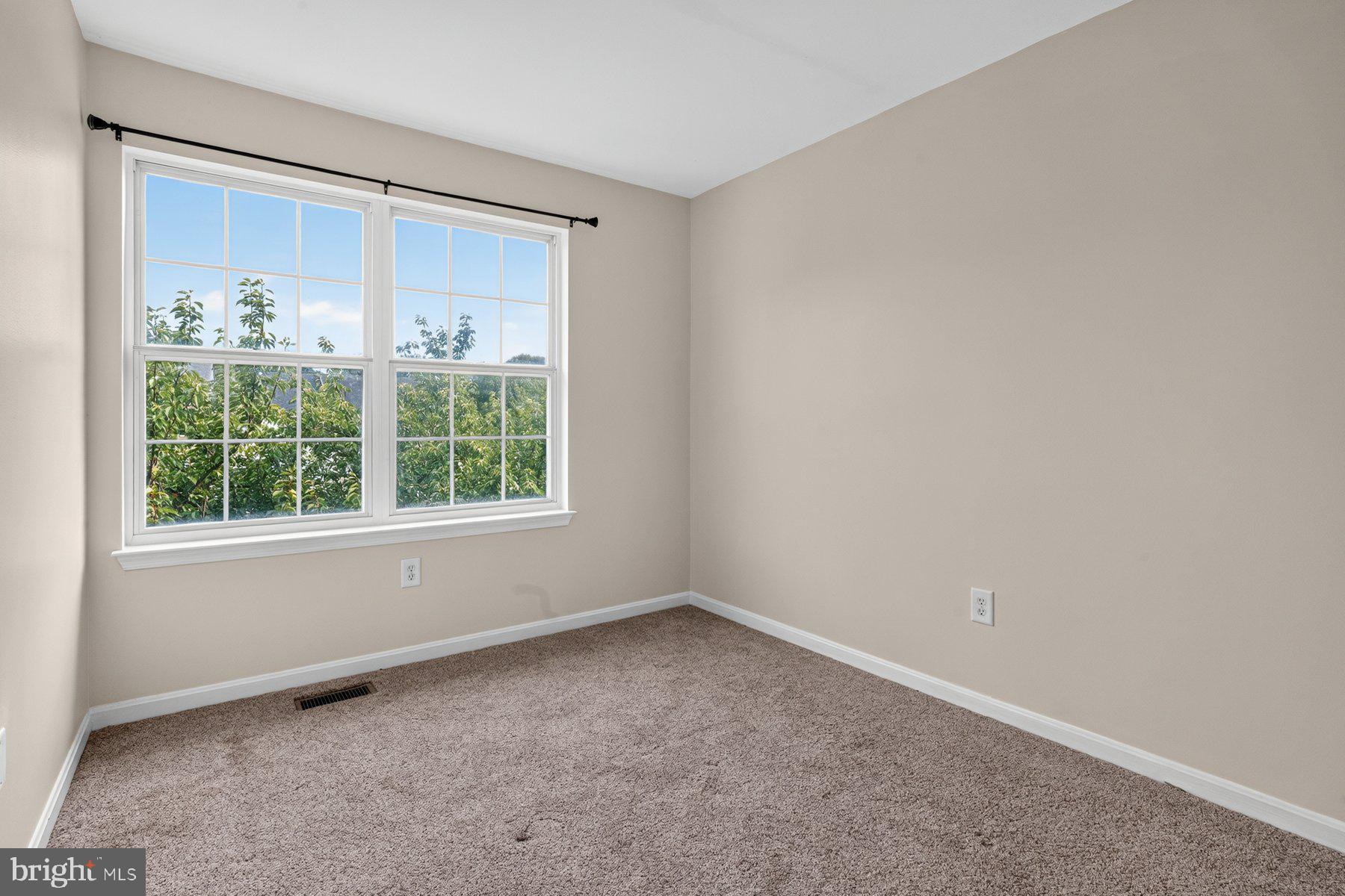 DIAMOND HILLS - Residential