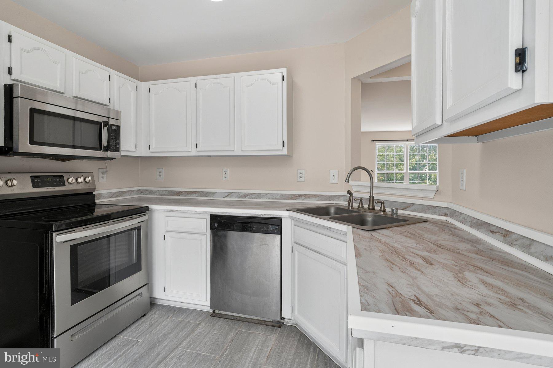 DIAMOND HILLS - Residential
