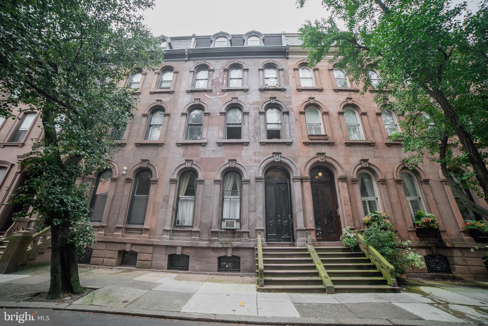 Large one bed one bathroom apartment in Rittenhouse Square. Enjoy the hardwood floors, kitchen with stainless steel appliances, including a dishwasher, and an ornamental fireplace. Washer and dryer in the unit. Air conditioning (minisplits) in the unit. Tenant pays gas and electricity. Located just steps from all that Rittenhouse Square and Fitler Square have to offer. Convenient to University City, Penn,  Drexel, Chop, and HUP.