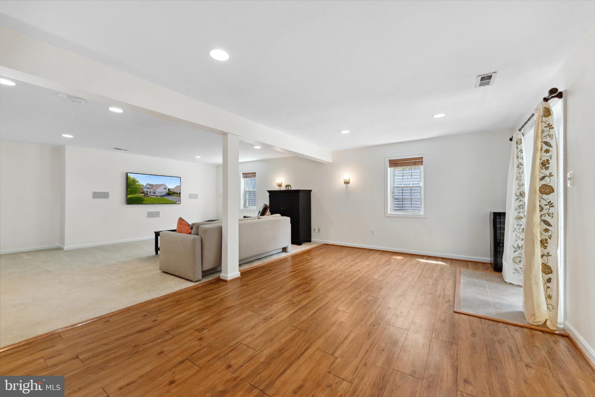 BRIDLEWOOD MANOR - Residential