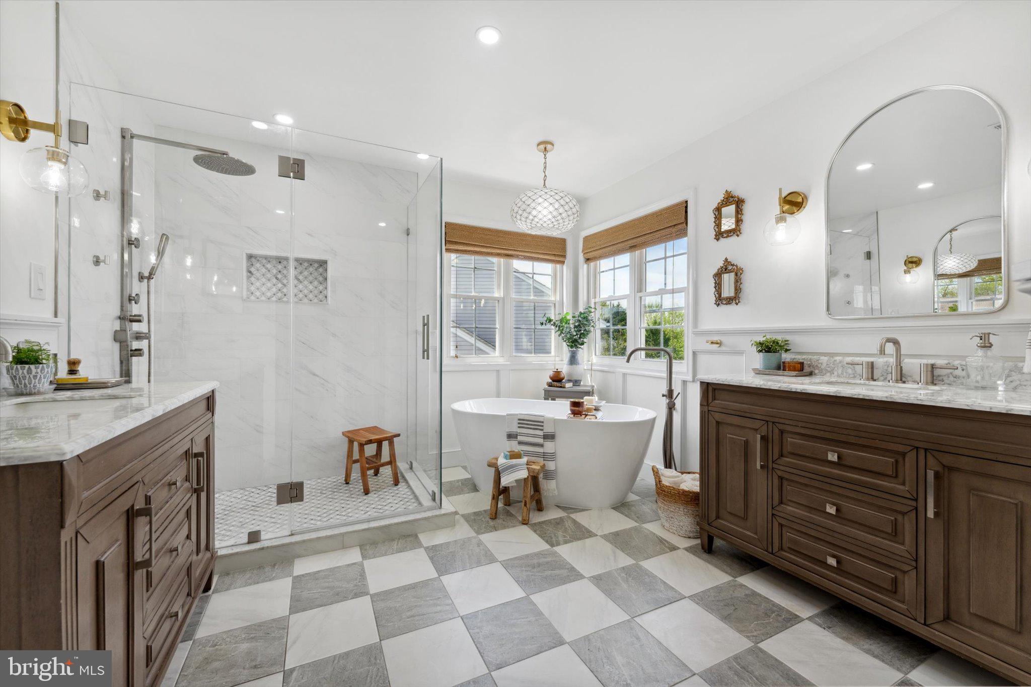 BRIDLEWOOD MANOR - Residential
