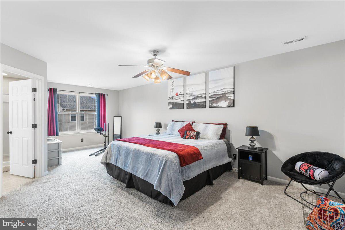 SALEM FIELDS - Residential Lease