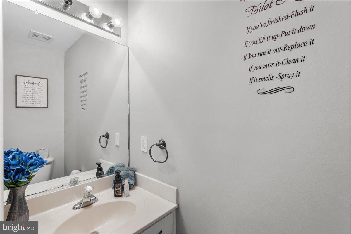 SALEM FIELDS - Residential Lease