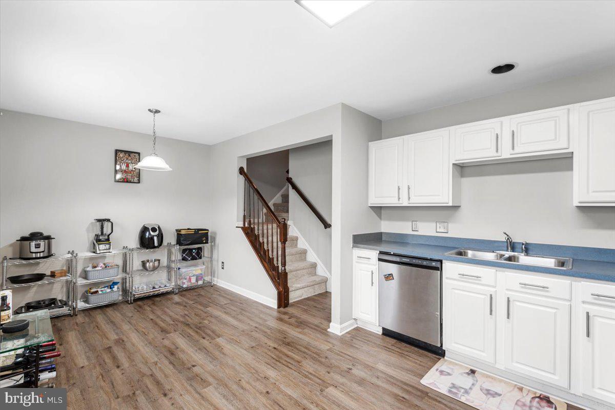 SALEM FIELDS - Residential Lease