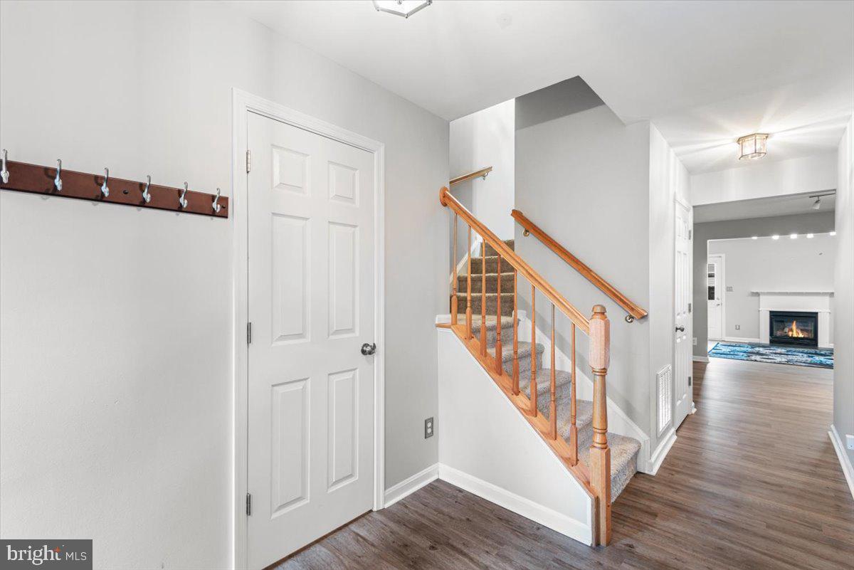 SALEM FIELDS - Residential Lease