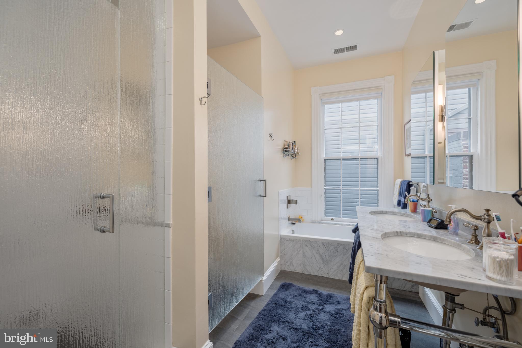 GEORGETOWN - Residential