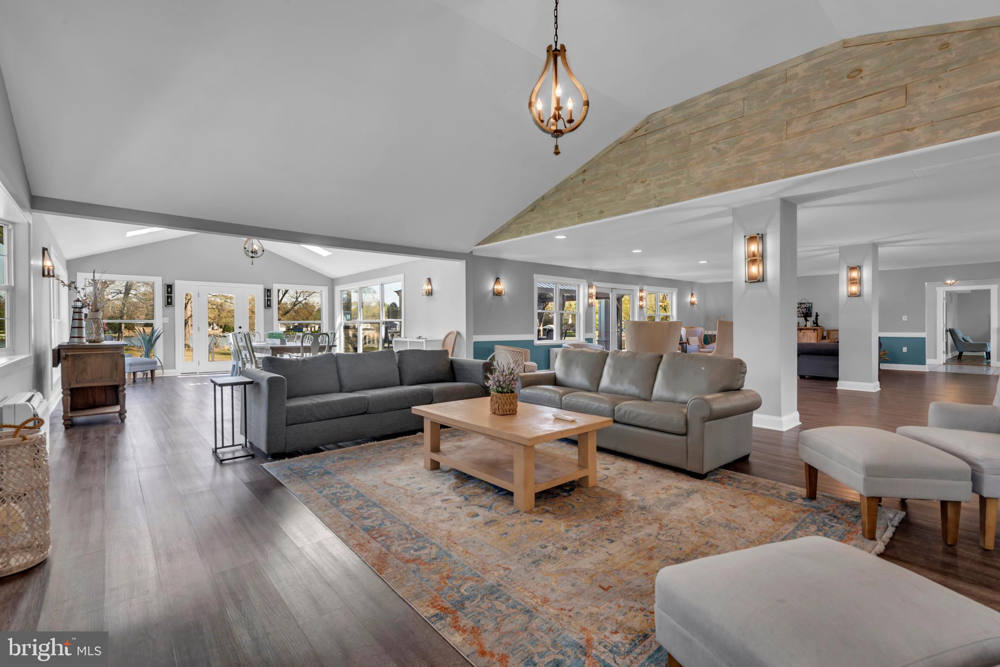 REGULARS - Residential
