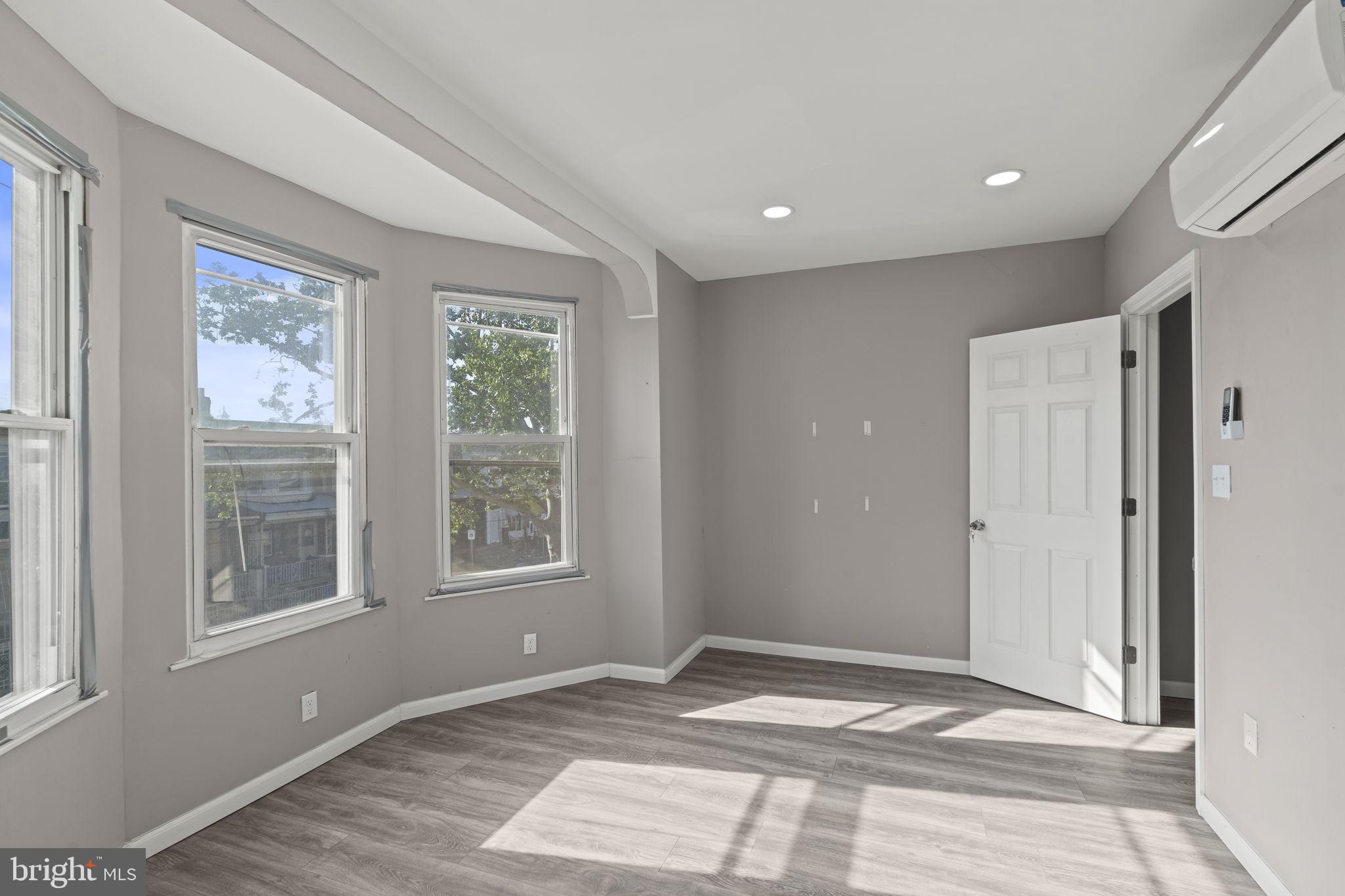 HUNTING PARK - Residential
