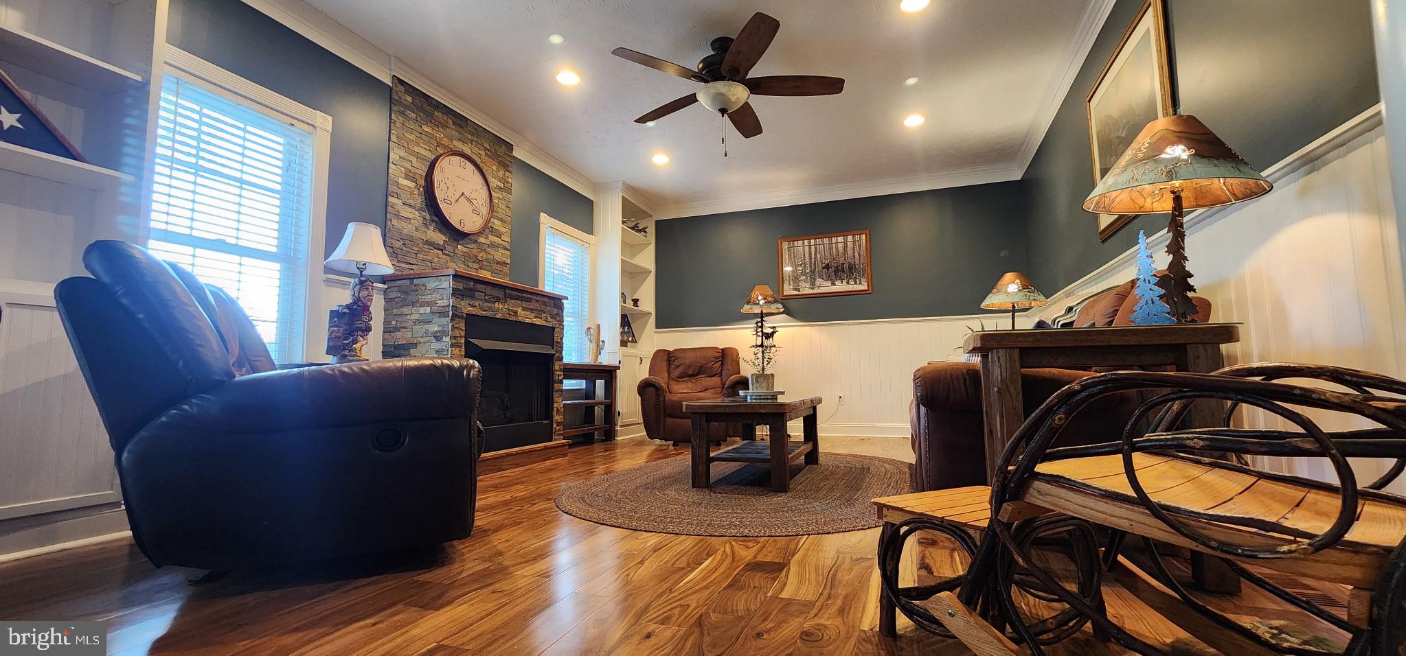 WILDERNESS SHORES - Residential