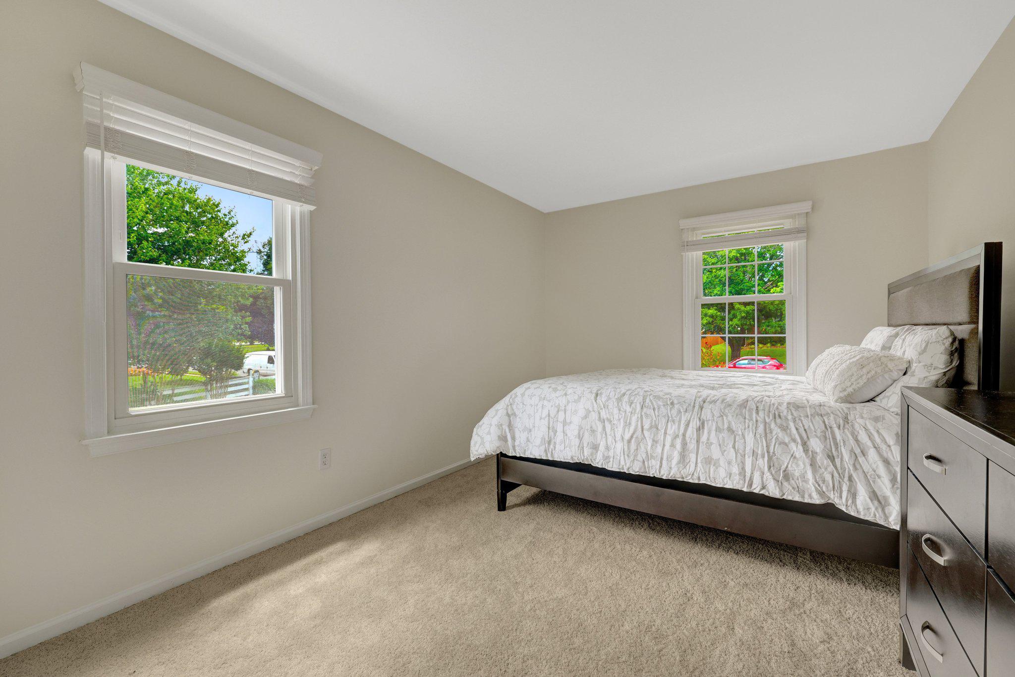 CHANTILLY HIGHLANDS - Residential