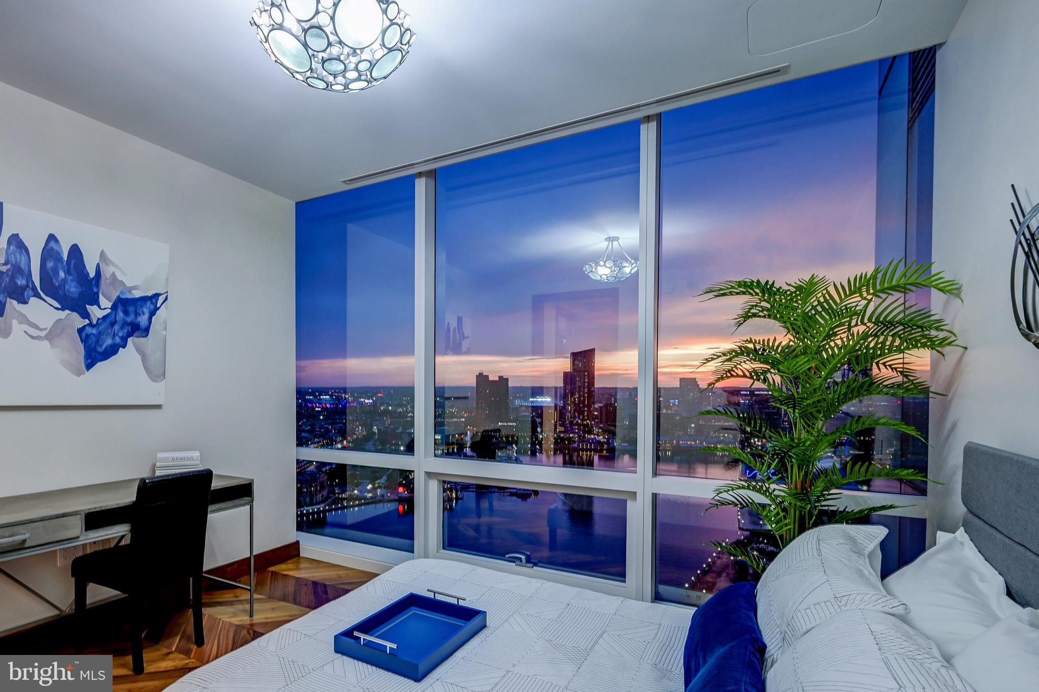 HARBOR EAST - Residential