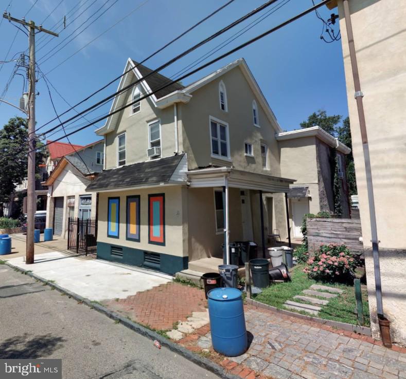 21 W Harvey St, Philadelphia, PA 19144
Fully occupied triplex generating $2,950/month in rental income.
• 1st Floor: 2 bed / 1 bath – rented for $900/month
• 2F: 2 bed / 1 bath – rented for $1,000/month
• 2R: 1 bed / 1 bath – rented for $1,050/month
Great investment opportunity with immediate cash flow in Philadelphia's Germantown neighborhood.
(Virtual Tour available)

NOTE: The property will be sold in AS-IS condition. The buyer is responsible for U&O.