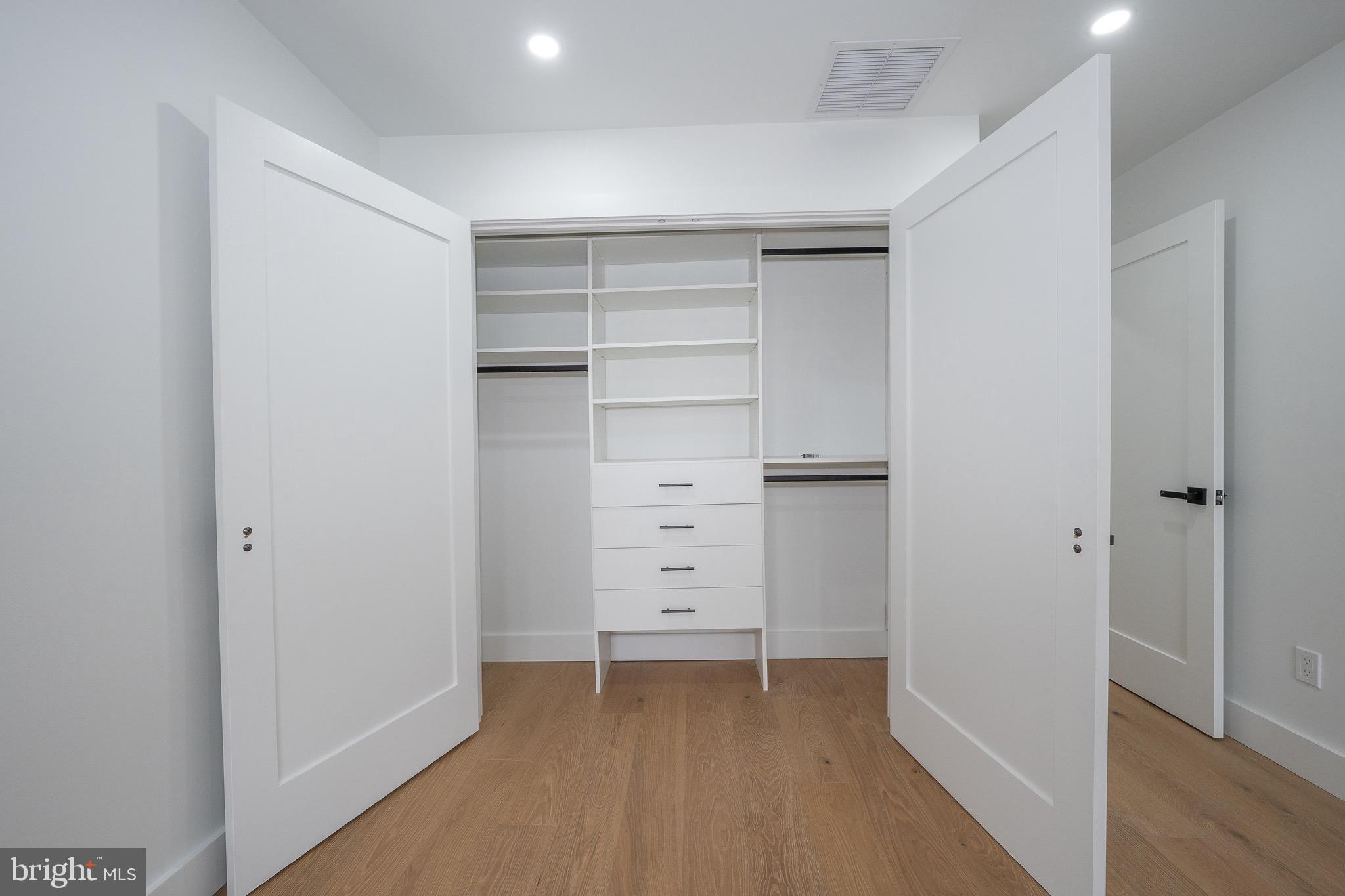 SAINT ALBANS - Residential