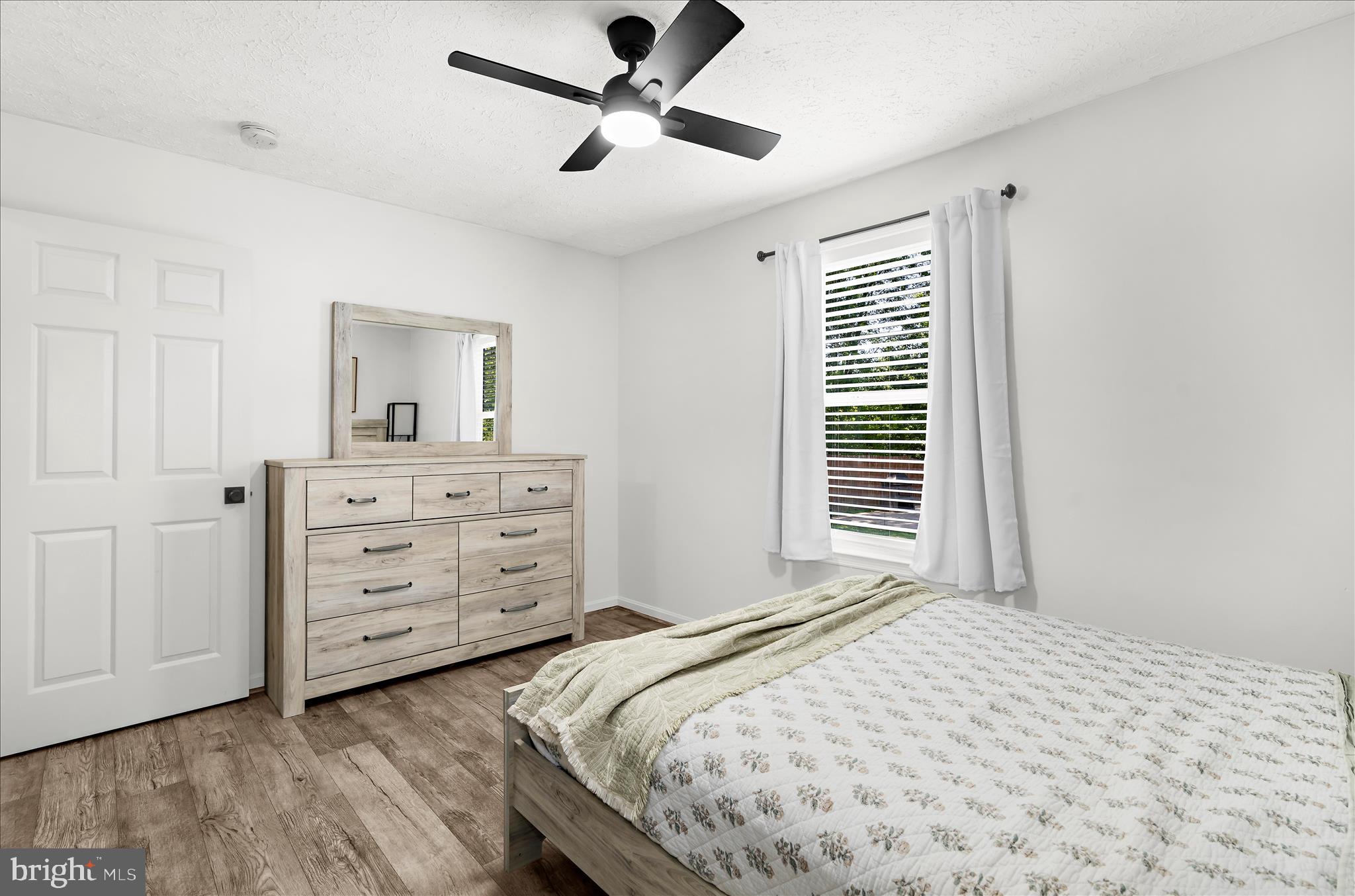 SWAN MEADOWS - Residential
