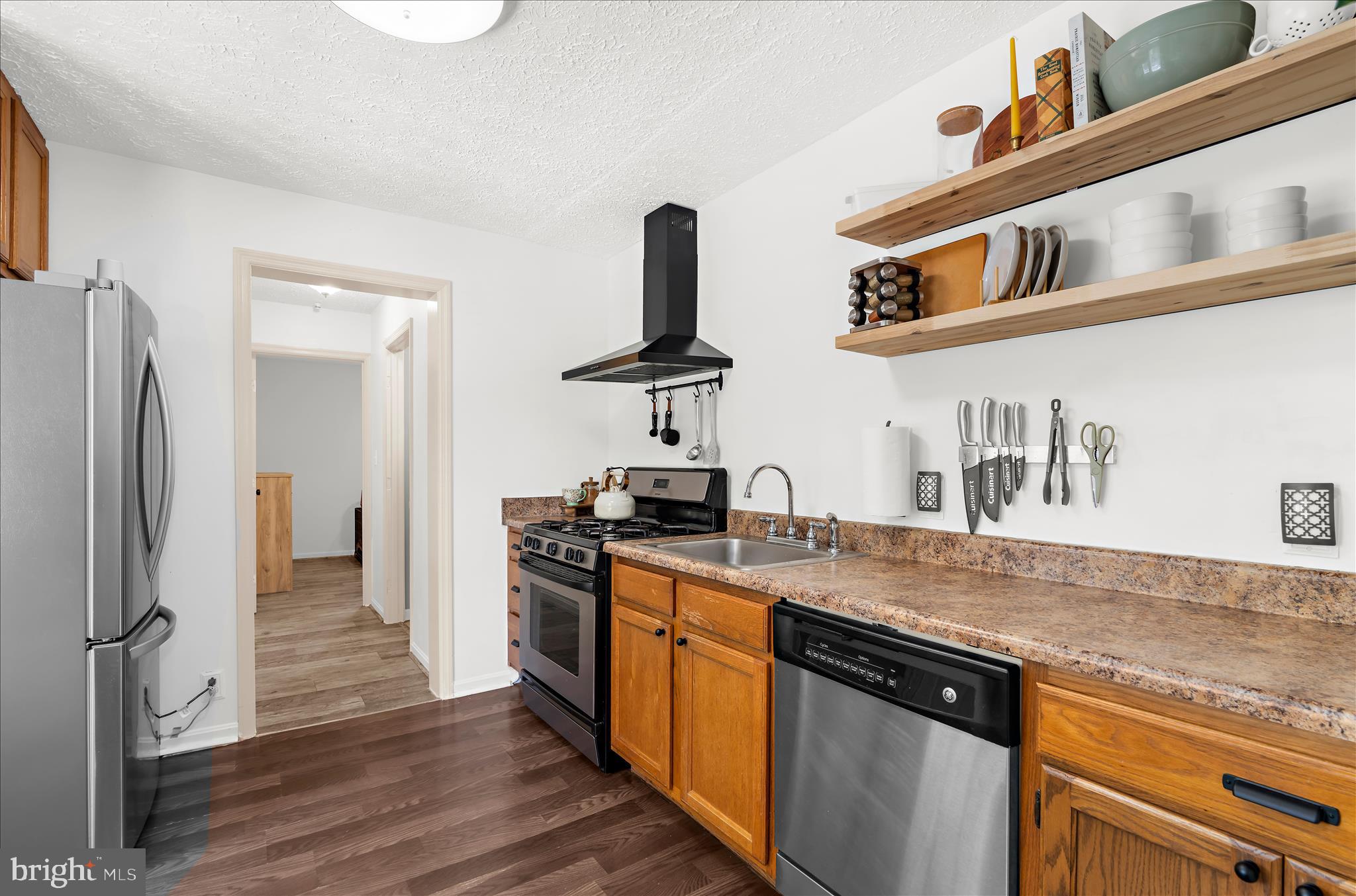 SWAN MEADOWS - Residential