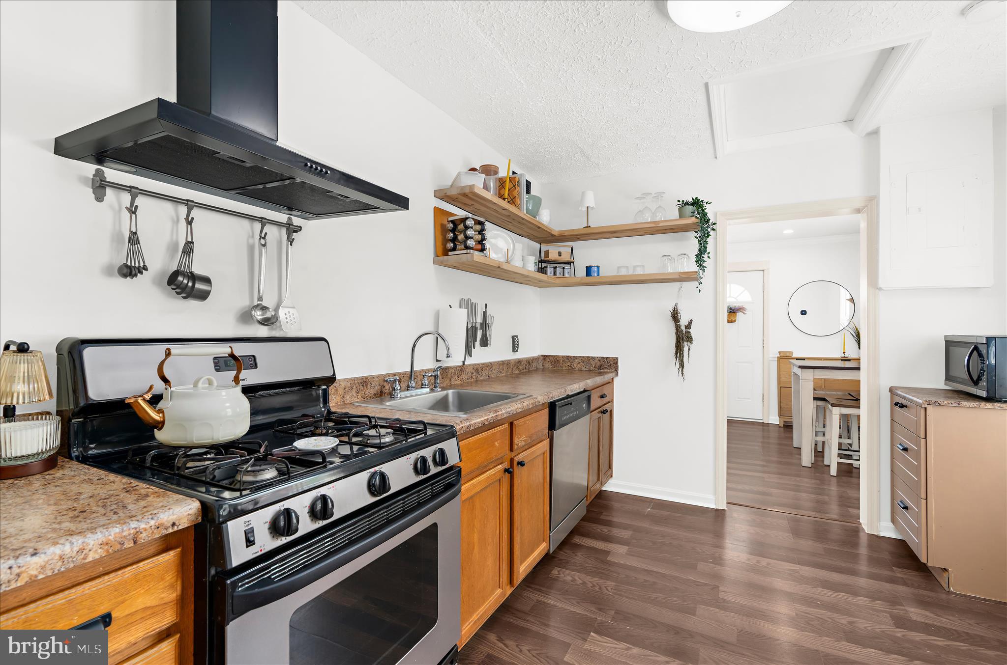 SWAN MEADOWS - Residential
