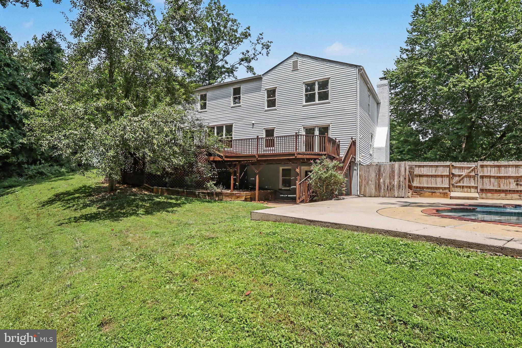 HICKORY CREEK - Residential