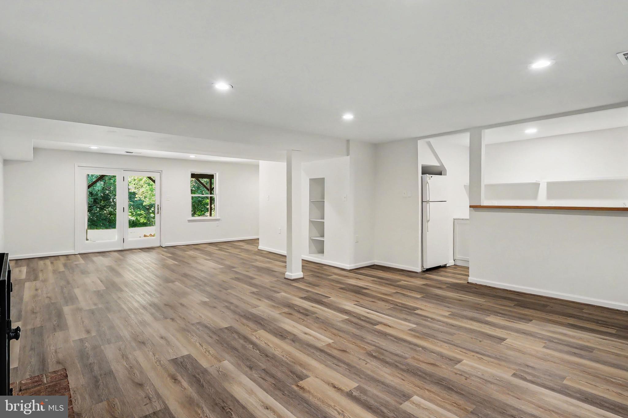 HICKORY CREEK - Residential