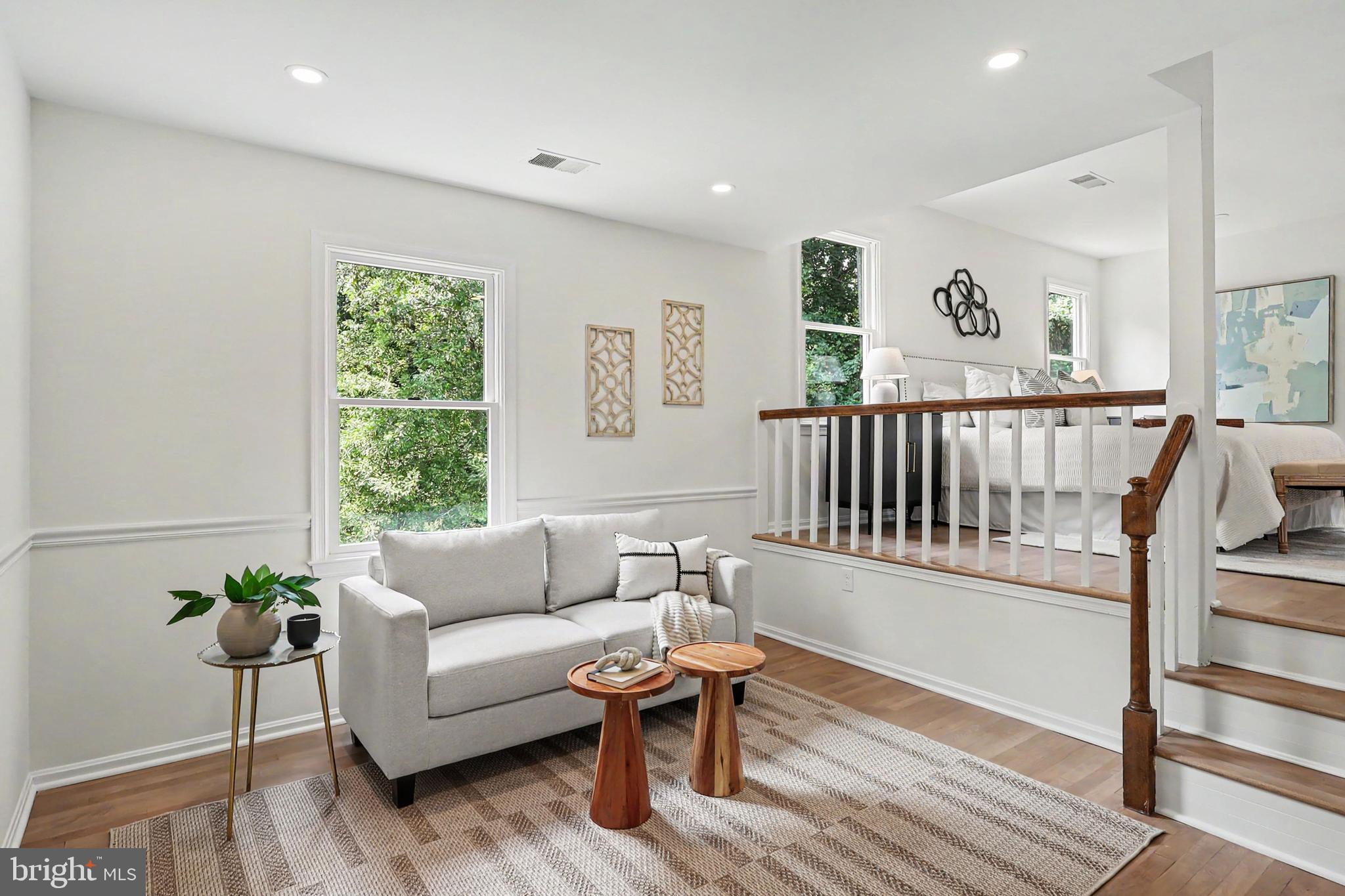 HICKORY CREEK - Residential
