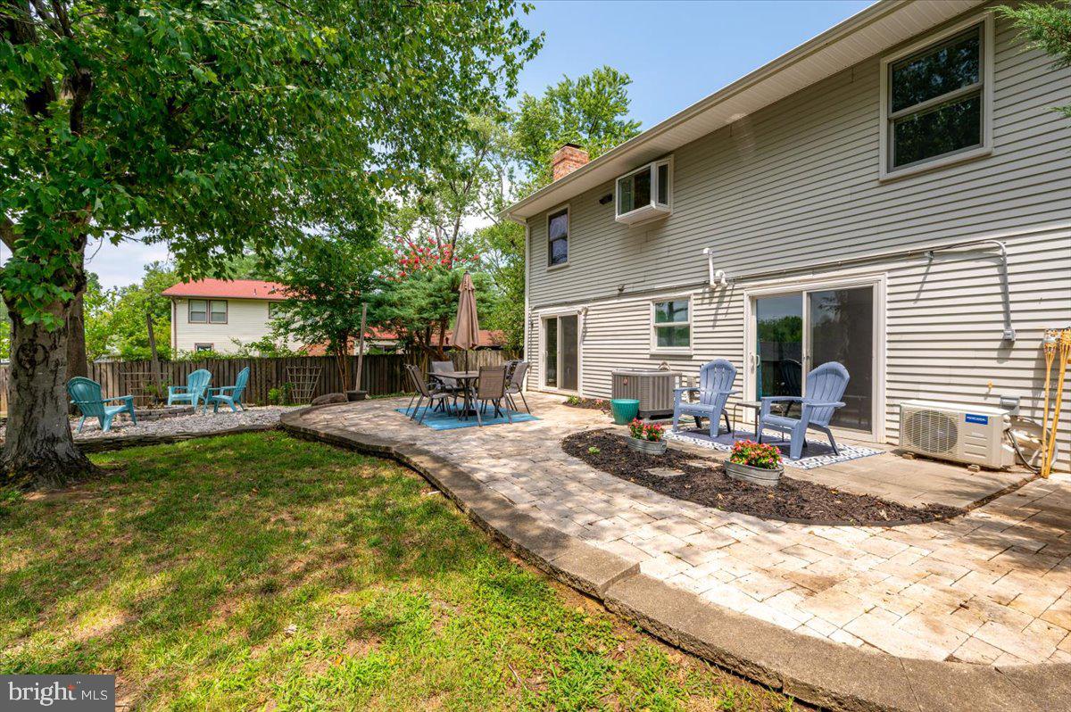 CROFTON MEADOWS - Residential