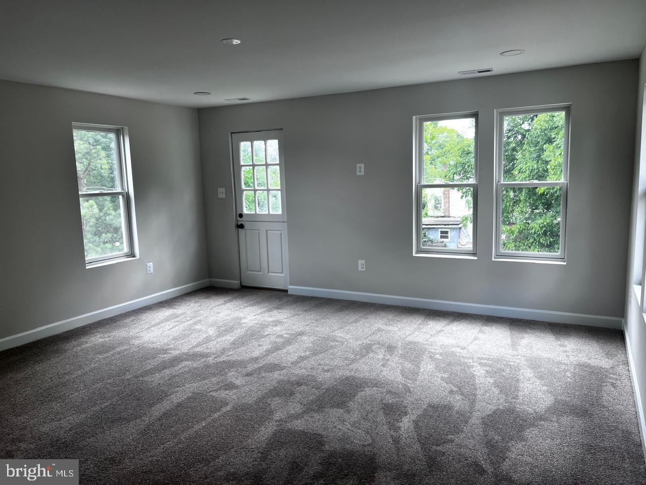 FAIRMOUNT HEIGHTS - Residential