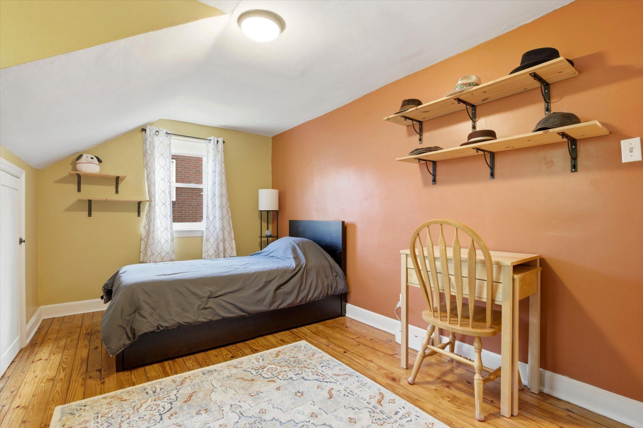 ROSEDALE - Residential