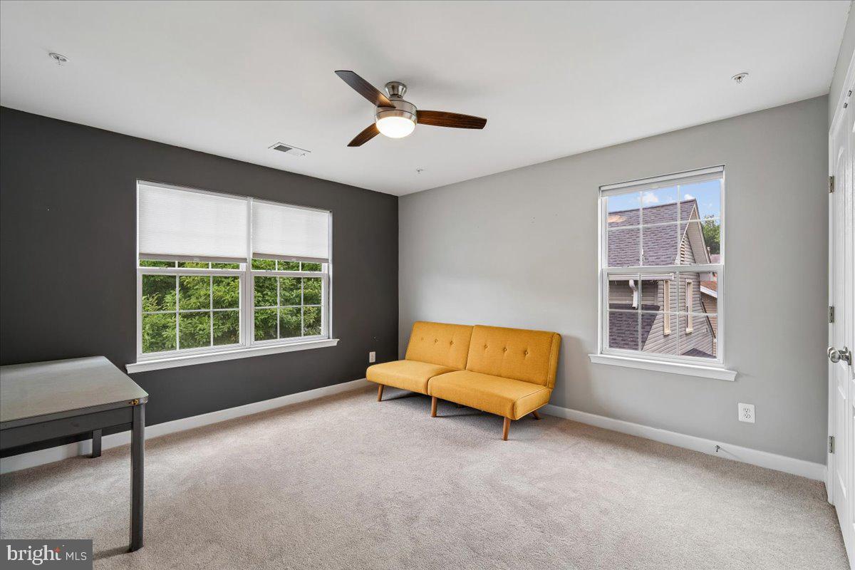 BRENTWOOD - Residential