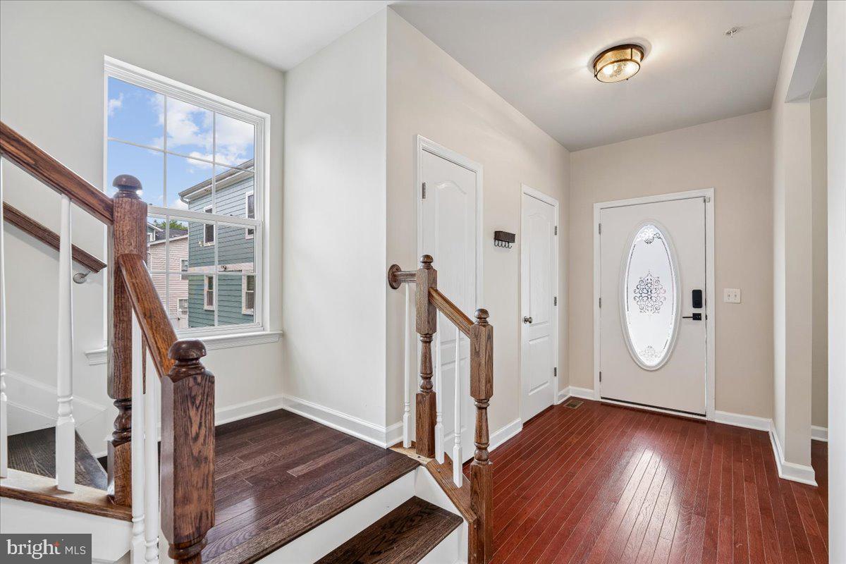 BRENTWOOD - Residential