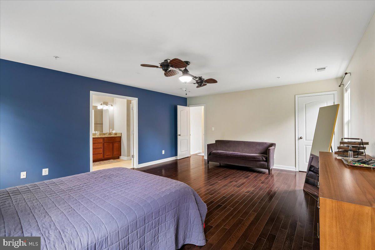 BRENTWOOD - Residential