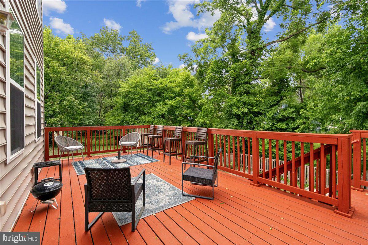 BRENTWOOD - Residential